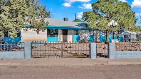 123 Stallion Cir, Socorro, NM 87801