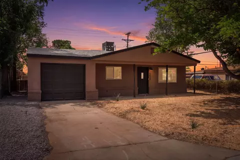 10408 Woodland Ave NE, Albuquerque, NM 87112