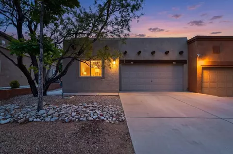 2470 Corvara Dr SE, Rio Rancho, NM 87124