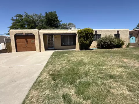 8101 Aspen Ave NE, Albuquerque, NM 87110