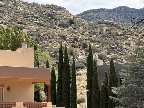 13928 Villa Sandia Pl NE, Albuquerque, NM 87112