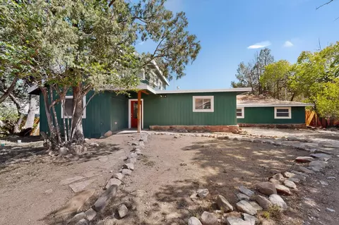 2 Sandia Park Ln, Sandia Park, NM 87047