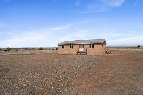 41 Coyote Loop, Moriarty, NM 87035 photo 2