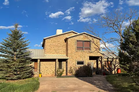 10 Enchantment Ln, Sandia Park, NM 87047