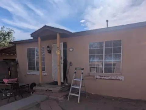 152 N El Cerro Loop, Los Lunas, NM 87031