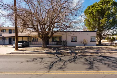 1003 Carlisle Blvd SE, Albuquerque, NM 87106