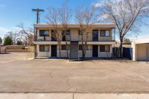 1005 Carlisle Blvd SE, Albuquerque, NM 87106