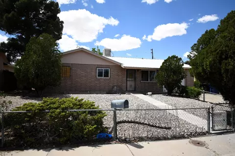 1820 Tovar Pl SW, Albuquerque, NM 87121