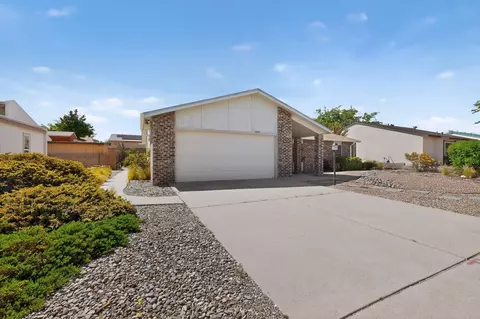 6428 Gambel Quail Rd NE, Rio Rancho, NM 87144