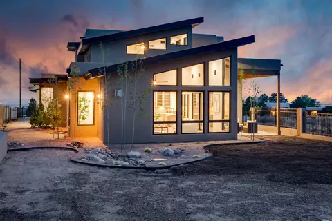 12055 Elena Dr NE, Albuquerque, NM 87122
