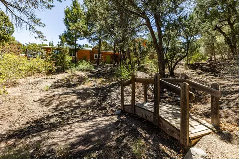 Exterior - 5 Sonata Ct, Cedar Crest, NM 87008 photo 9 of 11
