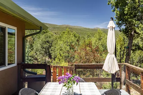 Exterior - 5 Sonata Ct, Cedar Crest, NM 87008 photo 7 of 11