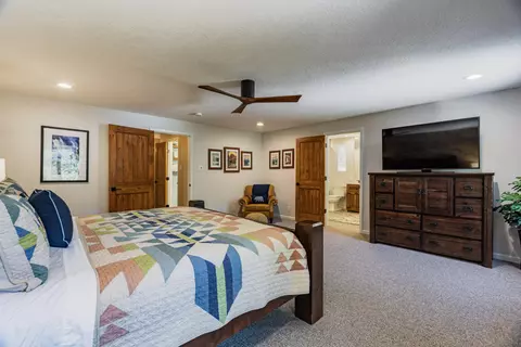 Bedroom - 5 Sonata Ct, Cedar Crest, NM 87008 photo 2 of 5