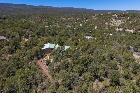 View/Area - 5 Sonata Ct, Cedar Crest, NM 87008 photo 4 of 7