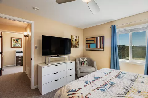 Bedroom - 5 Sonata Ct, Cedar Crest, NM 87008 photo 4 of 5