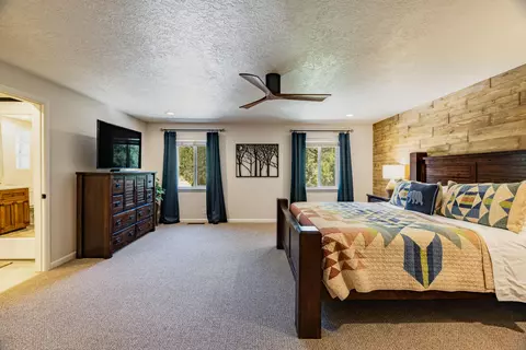Bedroom - 5 Sonata Ct, Cedar Crest, NM 87008 photo 1 of 5