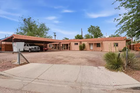 325 San Andres Ave NW, Albuquerque, NM 87107