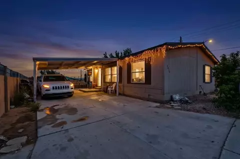 3854 Ribera St SW, Albuquerque, NM 87121