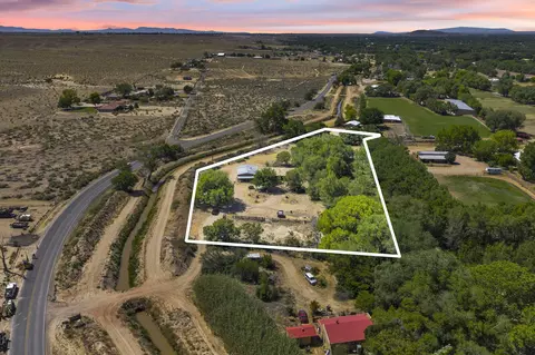 211 La Ladera Rd, Peralta, NM 87042