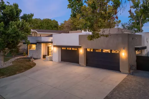 9304 Augusta Ave NE, Albuquerque, NM 87111