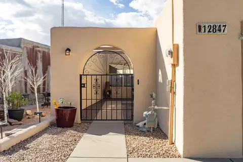 12847 Eastridge Dr NE, Albuquerque, NM 87112