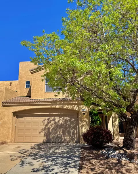 6423 Los Pueblos Pl NW, Albuquerque, NM 87114
