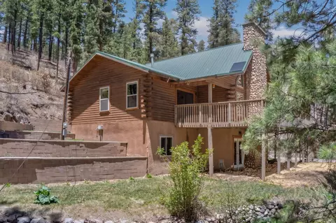 903 Sulphur Creek Rd, Jemez Springs, NM 87025