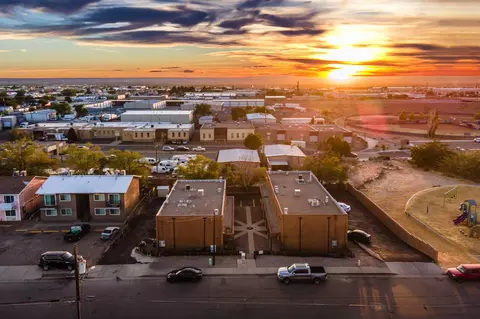 3505 Lafayette Dr NE, Albuquerque, NM 87107