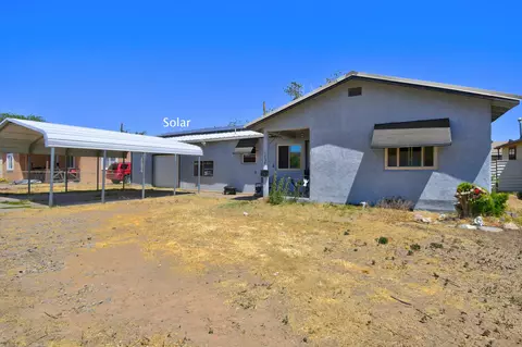 1008 W Castillo Ave, Belen, NM 87002