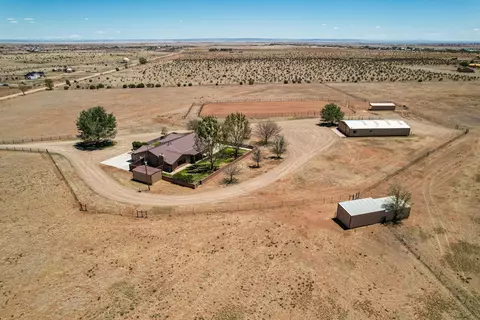 90 Nugent Rd, Edgewood, NM 87015