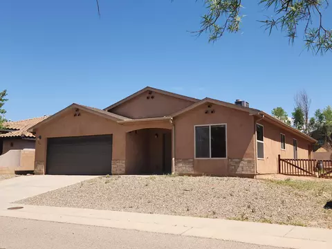 312 Calle Evangeline, Bernalillo, NM 87004