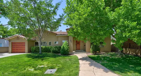 1434 San Carlos Rd SW, Albuquerque, NM 87104