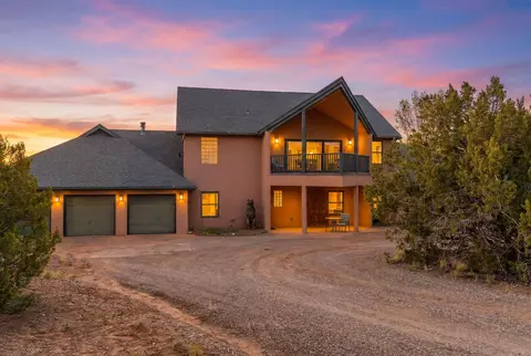 83 Kings Meadow Rd, Sandia Park, NM 87047
