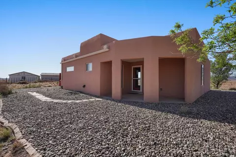 68 James Pl, Laguna, NM 87026