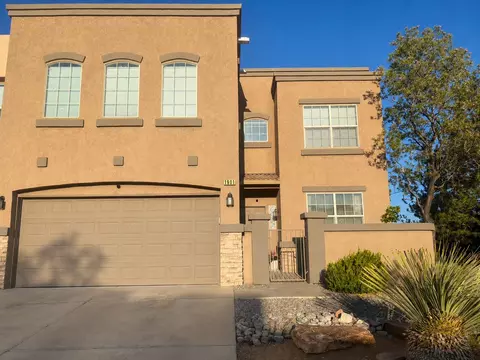 1901 Cortina Loop SE, Rio Rancho, NM 87124