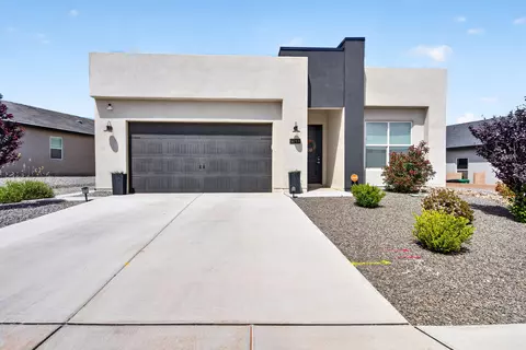 5213 Bullseye Rd NE, Rio Rancho, NM 87144