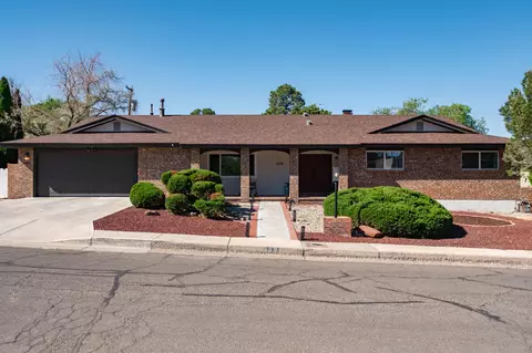 1008 Cuatro Cerros Trl SE, Albuquerque, NM 87123