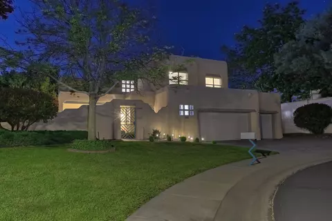 10037 Barrinson NE, Albuquerque, NM 87111