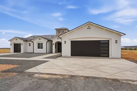 26 Blanco Dr, Edgewood, NM 87015