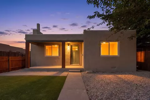 1109 Coal Ave SW, Albuquerque, NM 87102