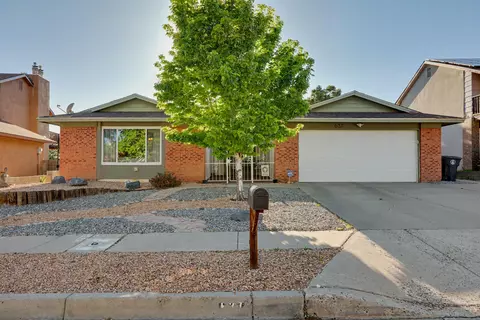 637 Monte Alto Dr NE, Albuquerque, NM 87123