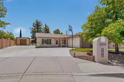 12518 Iroquois Pl NE, Albuquerque, NM 87112
