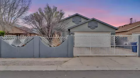 7616 Blue Avena Ave SW, Albuquerque, NM 87121