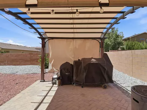 9223 Silver Mesa St NW, Albuquerque, NM 87114