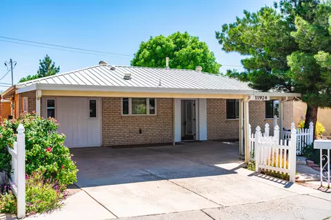 11924 Morrow Ave NE, Albuquerque, NM 87112