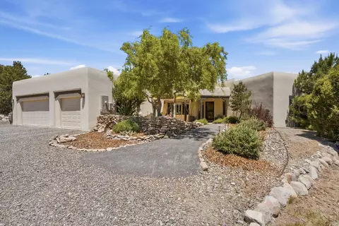 3 Vida Del Agua, Edgewood, NM 87015