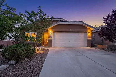 1040 Pacaya Dr NW, Albuquerque, NM 87120