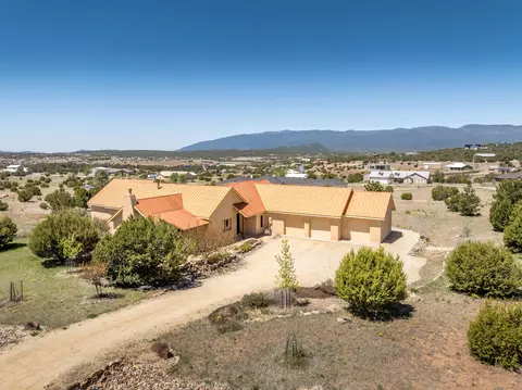 11 Eastside Loop, Sandia Park, NM 87047