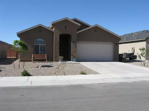 17 Calle Guaymas, Los Lunas, NM 87031