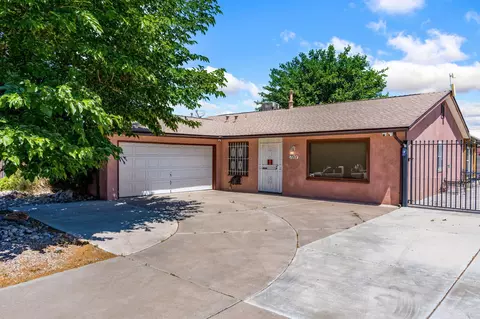 7201 Beck Dr NE, Albuquerque, NM 87109